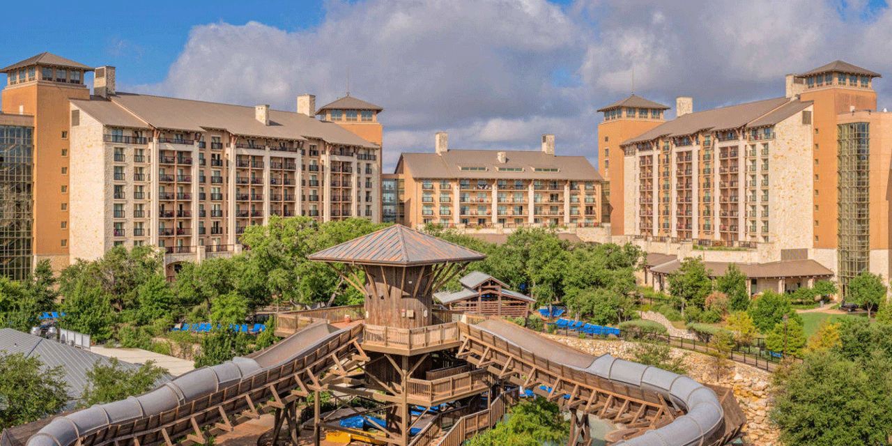 JW Marriott Hill Country Resort & Spa